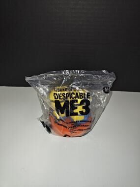 Despicable ME 3 Hilarious Hockey Minions # 11 (sealed) McDonald Toys 2017